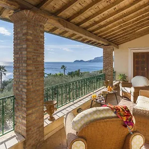 Garbo Villa Letojanni