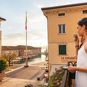 The Mansion Of Countess Rizzardi On Garda Appartamento Lazise